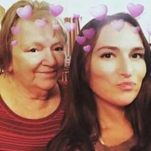 Meet your Posher, Bri